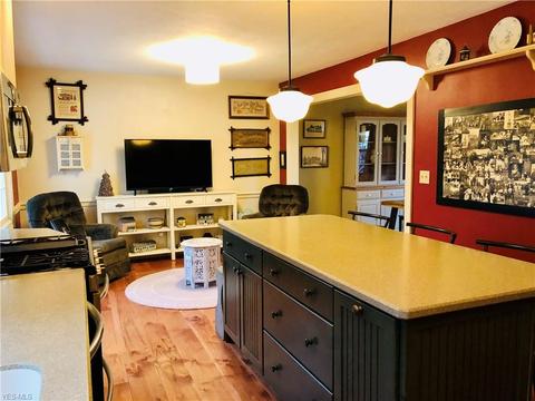 8059 Forest Lake Dr, Boardman, OH 44512 photo 6
