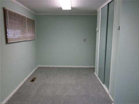 355 Adrian Dr, Berea, OH 44017 photo 31
