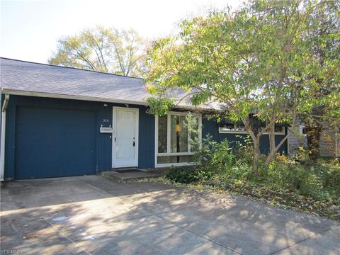 355 Adrian Dr, Berea, OH 44017 photo 1