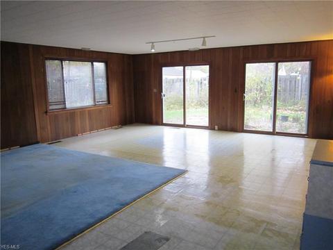 355 Adrian Dr, Berea, OH 44017 photo 18