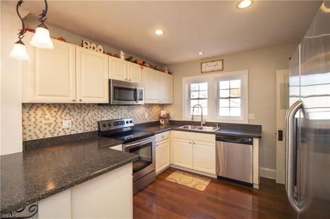 6910 Forest Ave, Parma, OH 44129 photo 12
