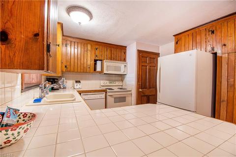 3413 27th St NW, Canton, OH 44708 photo 9