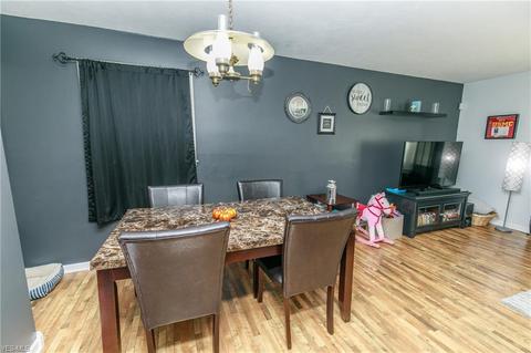 206 University Ave, Elyria, OH 44035 photo 5