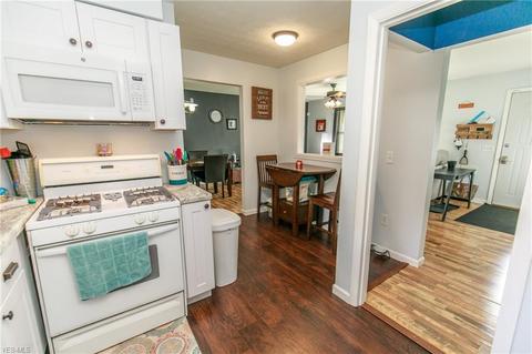 206 University Ave, Elyria, OH 44035 photo 8