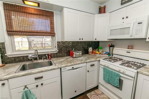 206 University Ave, Elyria, OH 44035 photo 10