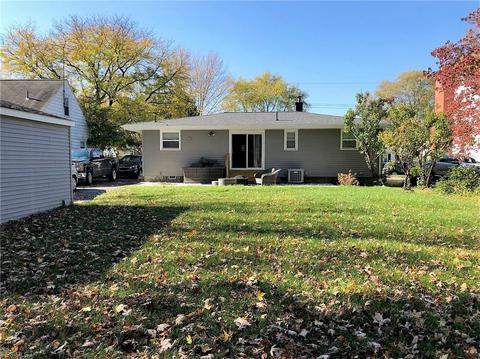 440 Concord Ave, Elyria, OH 44035 photo 4