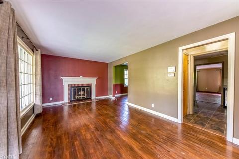 115 Forest Park Dr, Boardman, OH 44512 photo 6