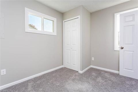 40945 Myrtle Ct, Elyria, OH 44035 photo 25