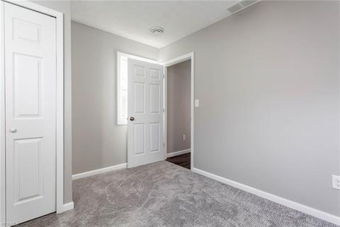 40945 Myrtle Ct, Elyria, OH 44035 photo 26