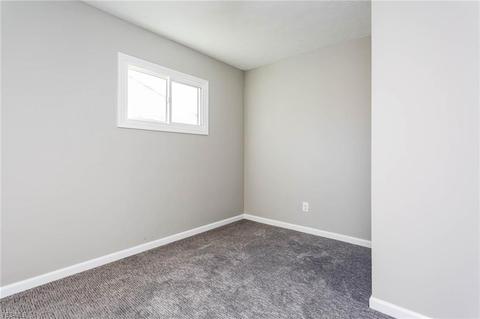 40945 Myrtle Ct, Elyria, OH 44035 photo 19