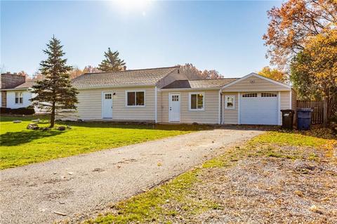 40945 Myrtle Ct, Elyria, OH 44035 photo 1