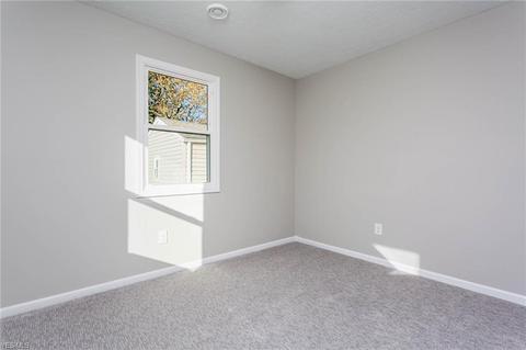 40945 Myrtle Ct, Elyria, OH 44035 photo 27