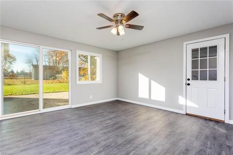 40945 Myrtle Ct, Elyria, OH 44035 photo 15