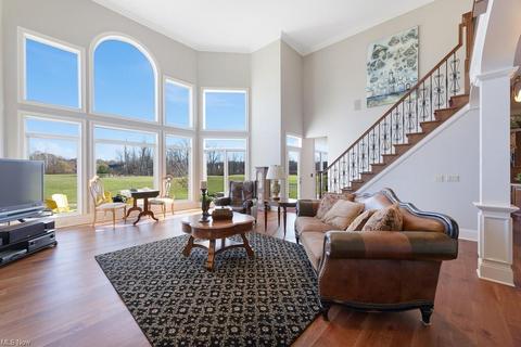 7429 Scioto Ct, Solon, OH 44139 photo 6