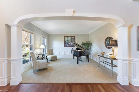 7429 Scioto Ct, Solon, OH 44139 photo 3