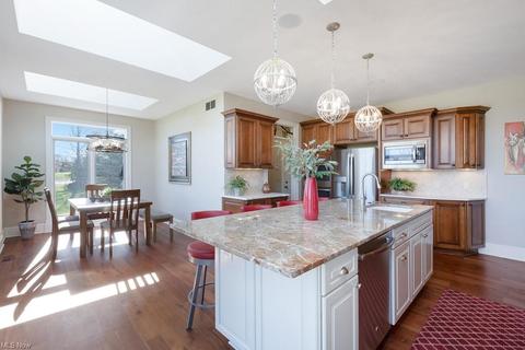7429 Scioto Ct, Solon, OH 44139 photo 12