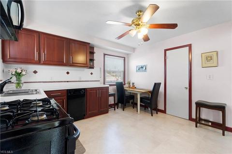 3322 Klusner Ave, Parma, OH 44134 photo 6