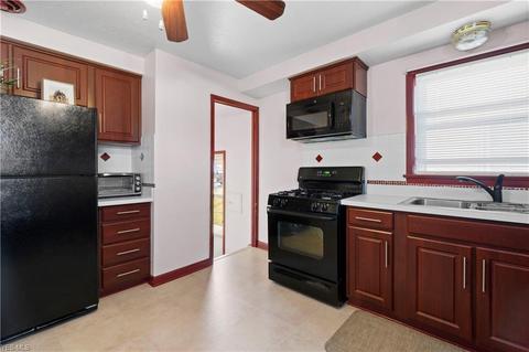 3322 Klusner Ave, Parma, OH 44134 photo 8