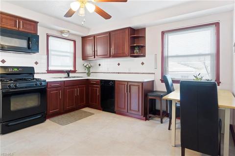 3322 Klusner Ave, Parma, OH 44134 photo 5