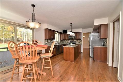 36032 Derby Downs Dr, Solon, OH 44139 photo 9