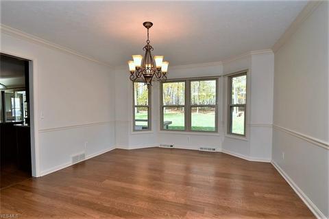 36032 Derby Downs Dr, Solon, OH 44139 photo 4