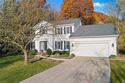 34525 Appleview Way, Solon, OH 44139 photo 1