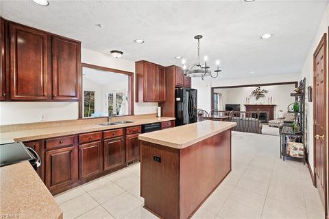 34525 Appleview Way, Solon, OH 44139 photo 8