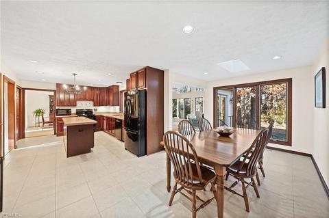 34525 Appleview Way, Solon, OH 44139 photo 6