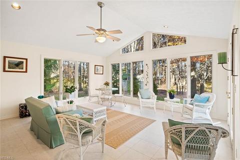 34525 Appleview Way, Solon, OH 44139 photo 9
