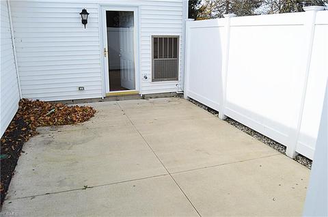 6115 Pineview Dr, Madison, OH 44057 photo 12