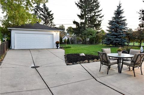 2897 Hetzel Dr, Parma, OH 44134 photo 24