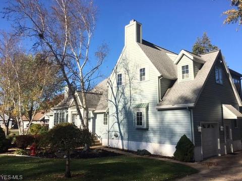 118 Geauga Dr, Huron, OH 44839 photo 4