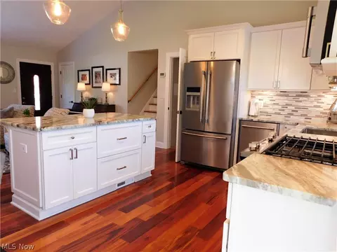 8296 Wright Rd, Broadview Heights, OH 44147 photo 6