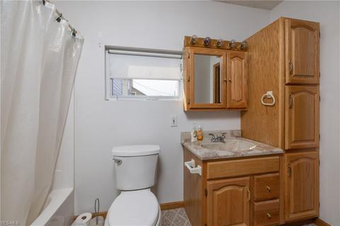323 Spring St, Dennison, OH 44621 photo 11