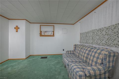 323 Spring St, Dennison, OH 44621 photo 6