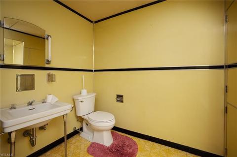 323 Spring St, Dennison, OH 44621 photo 19