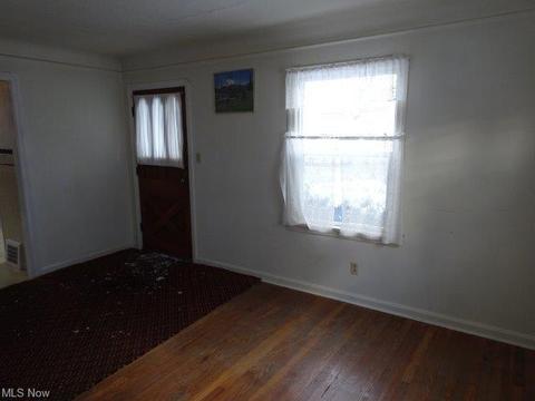 5248 State Rd, Parma, OH 44134 photo 8