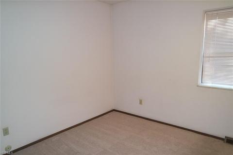 2977 Reeves Rd, Willoughby, OH 44094 photo 10