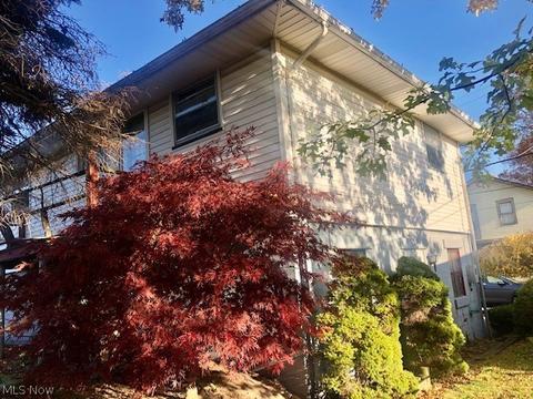 408 E 2nd St, Dover, OH 44622 photo 4