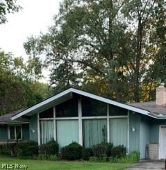 7136 Oak Ln, Seven Hills, OH 44131 photo 1