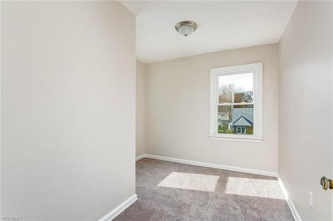 247 Bellfield Ave, Elyria, OH 44035 photo 16
