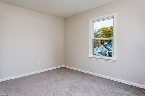 247 Bellfield Ave, Elyria, OH 44035 photo 22