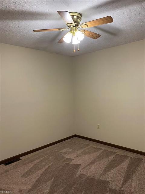 1346 E 27th St, Ashtabula, OH 44004 photo 10