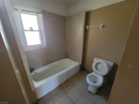 5435 Madison Ave, Ashtabula, OH 44004 photo 5