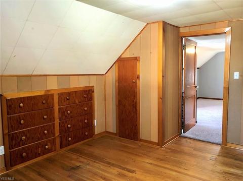 205 Roosevelt Ave, Elyria, OH 44035 photo 22
