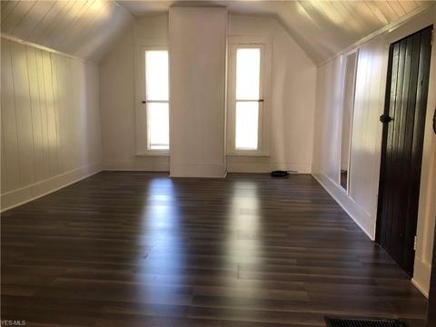 521 N Broadway St, Barnesville, OH 43713 photo 21
