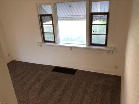 521 N Broadway St, Barnesville, OH 43713 photo 23