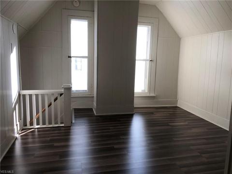 521 N Broadway St, Barnesville, OH 43713 photo 20