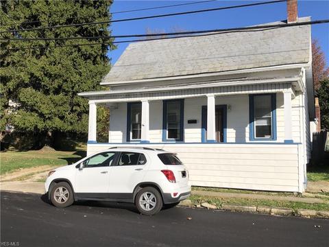 521 N Broadway St, Barnesville, OH 43713 photo 2
