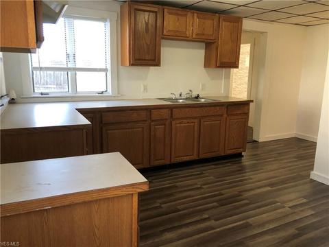 521 N Broadway St, Barnesville, OH 43713 photo 26